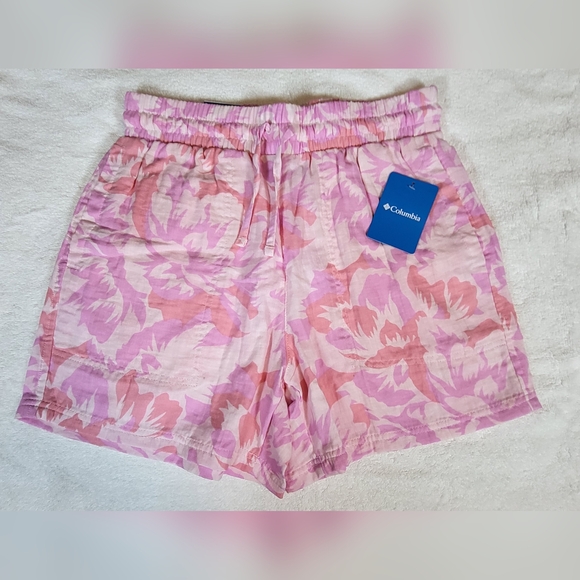 COLUMBIA Light Pink Holly Hideaway Breezy Shorts - Size Medium   (NWT) - Picture 6 of 10